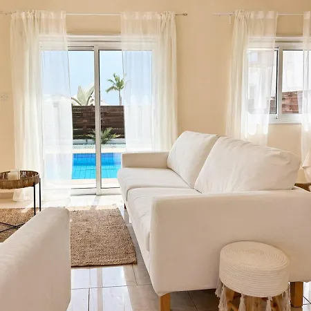 Nyaraló Sea Breeze Private Pool And Sea View