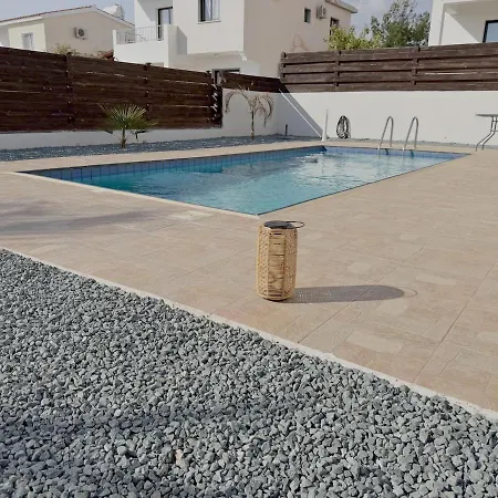 Sea Breeze Private Pool And Sea View